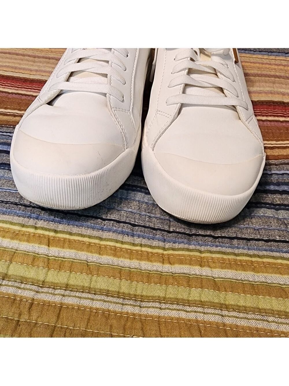White Low-Top Sneakers - Picture 10 of 11